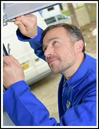 Philadelphia Garage Door Service  Philadelphia, PA 215-660-1317 - gr-emg-01